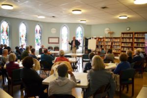 dr-michael-hadley-presenting